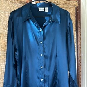 Chico’s midnight blue silk button blouse sz 3 XXL